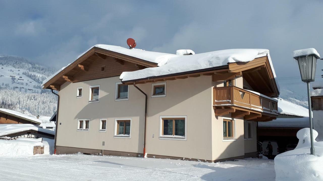 Appartement Heidegger Бріксен-ім-Тале Екстер'єр фото